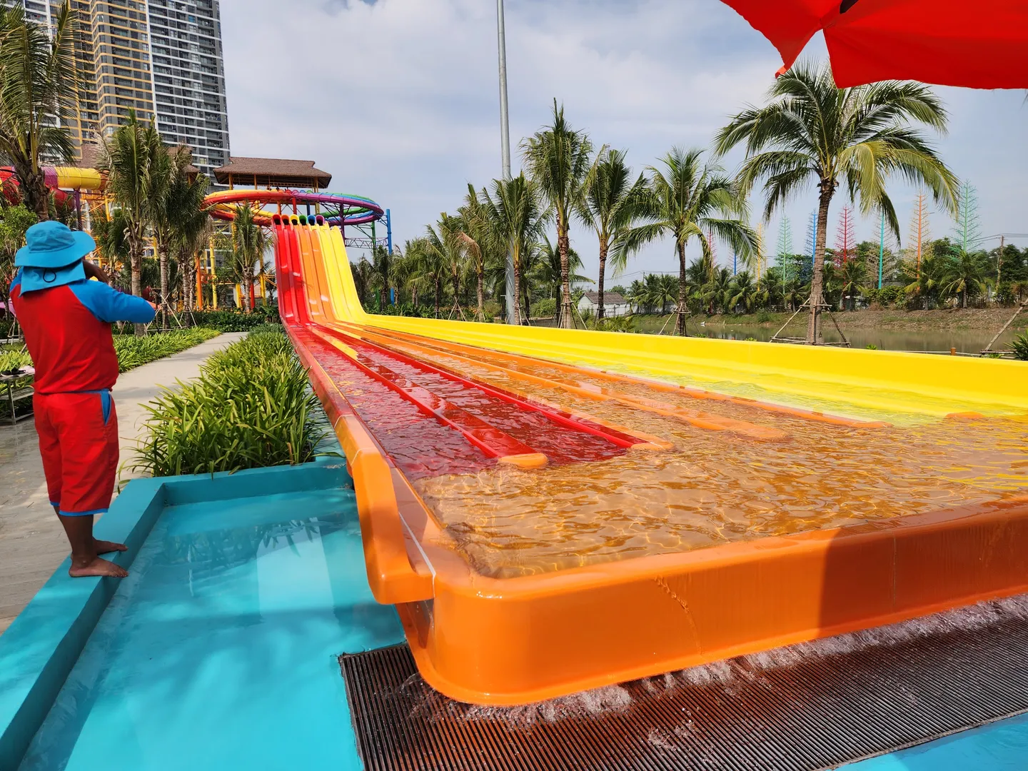  Image of a kids' water slide in Grand Park in Ho Chi Minh City-a popular tourist destination in Vietnam 